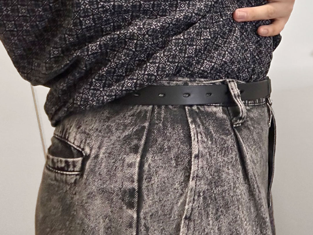 シンプルなデザインでどのファッションにも合わせやすい